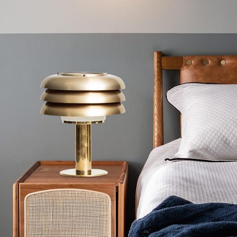 Modern Aesthetic Table Lamp with Layered Shade Design