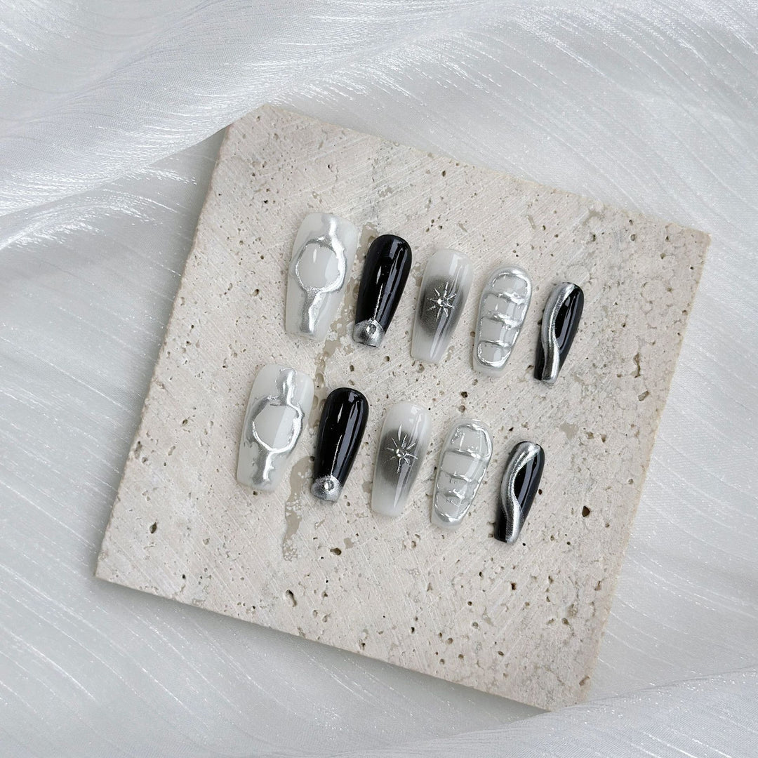 Chic Artistry Press-On Nail Set