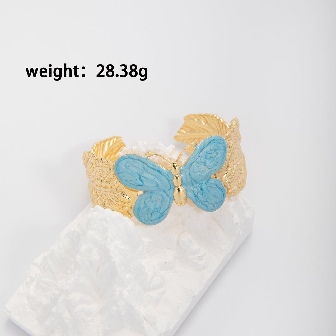 Artistic Cuff Bracelet Kalsten