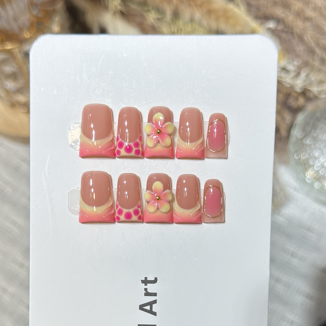 Floral Design Press-On Nail Set Kalsten
