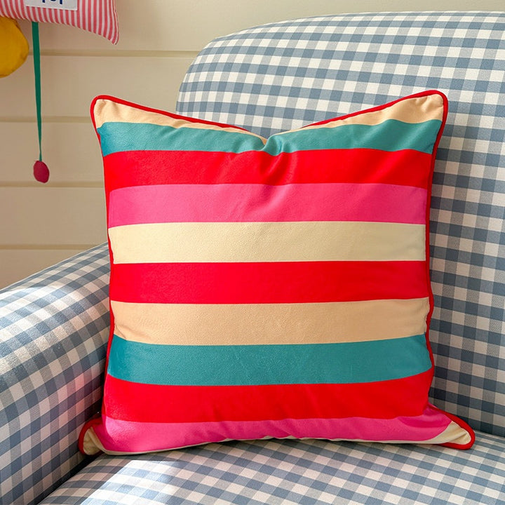Decorative checkered cushion cover made of velvet velours with piping and concealed zipper