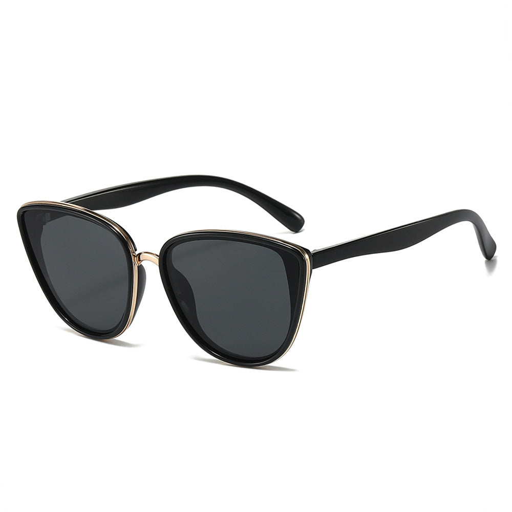 Fashion-Forward Triangular Frame Sunglasses Kalsten