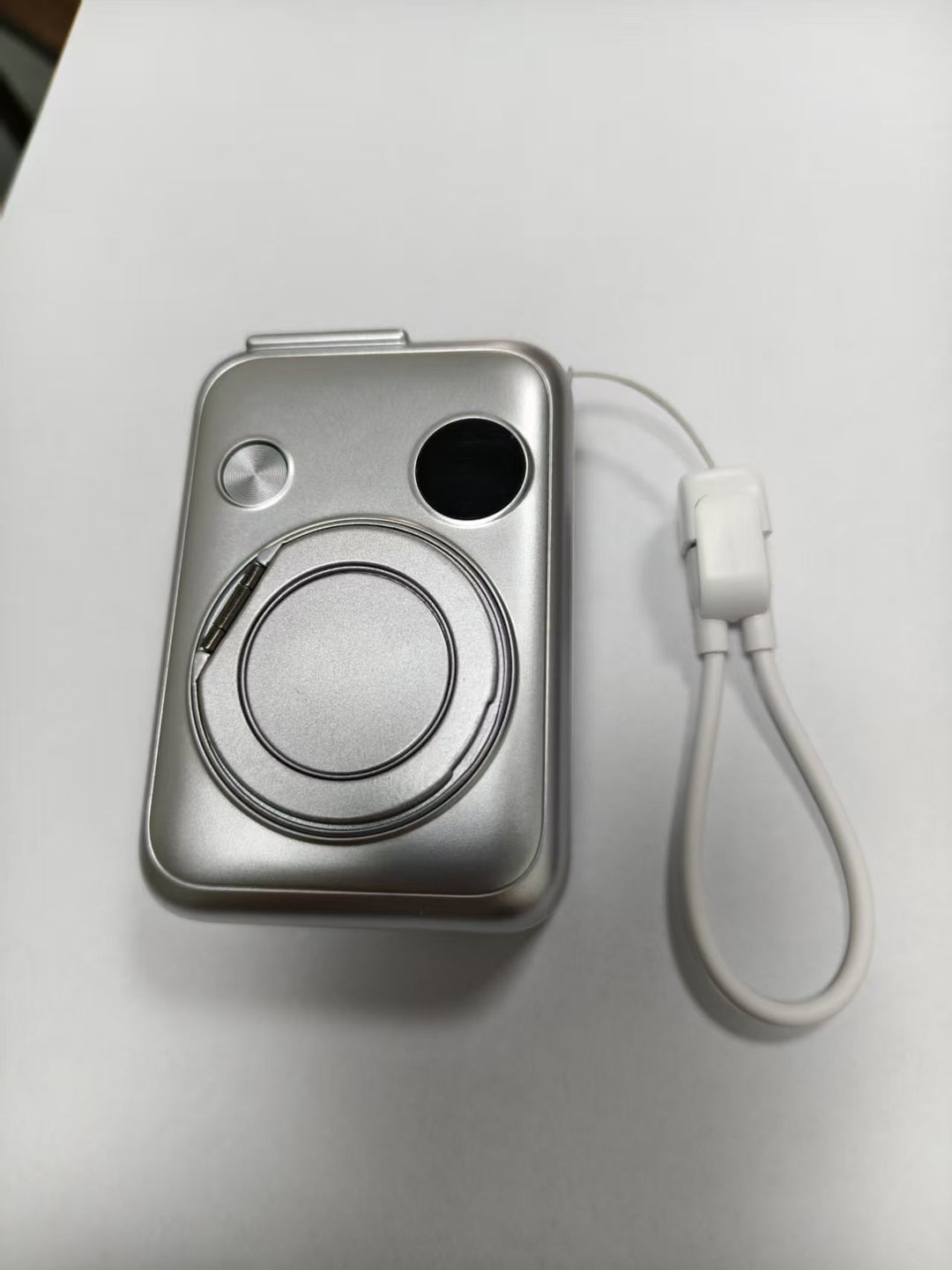 Portable Wireless Charging Unit with Magsafe Technology Kalsten