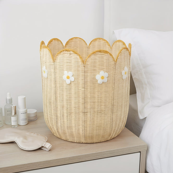 Decorative Scalloped Edge Woven Basket Kalsten