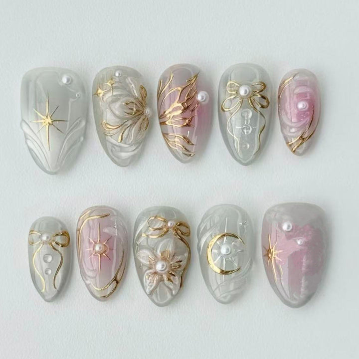 Artificial nail set with filigree golden accents Kalsten
