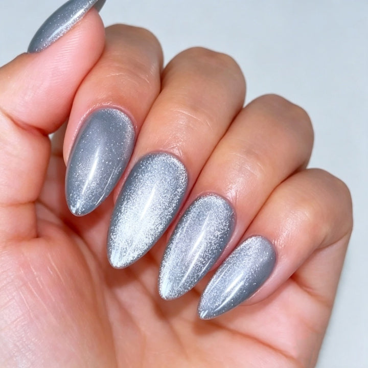 Artificial nails with metallic and glittery finish Kalsten