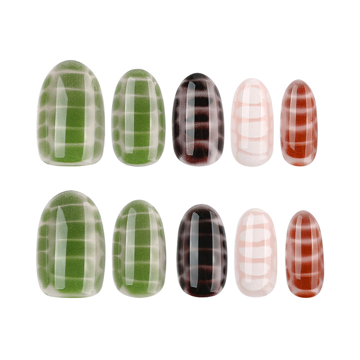 Artful nail art with creative patterns Kalsten