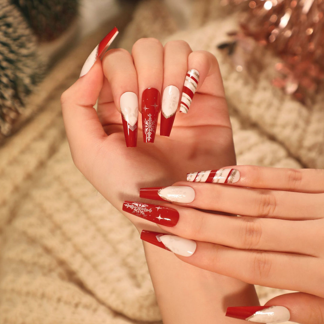 Artful Christmas nail art with original gingerbread motif Kalsten