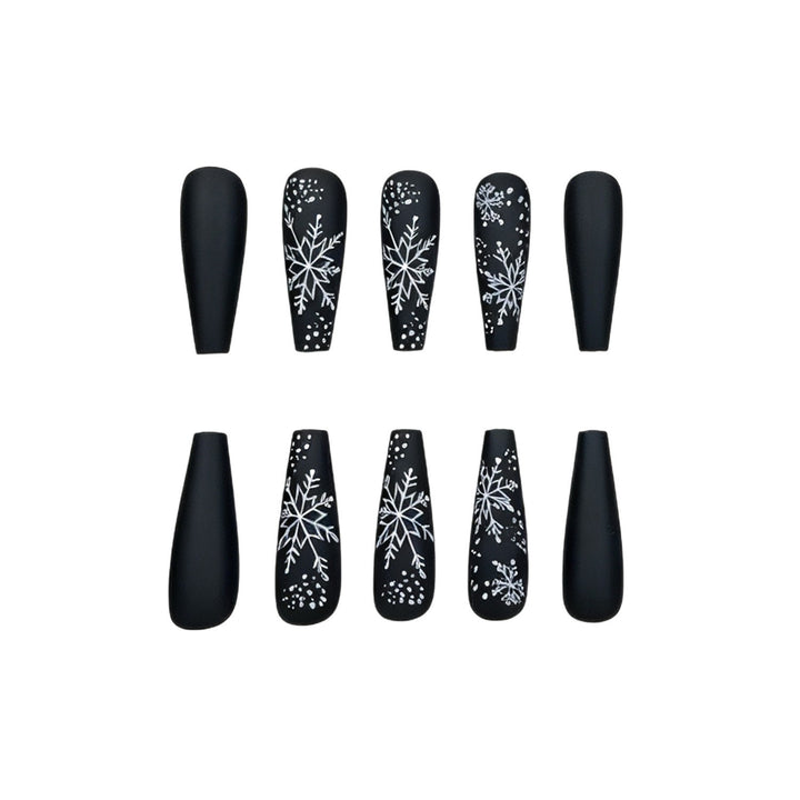 Winter-Themed Nail Art Enhancements Kalsten