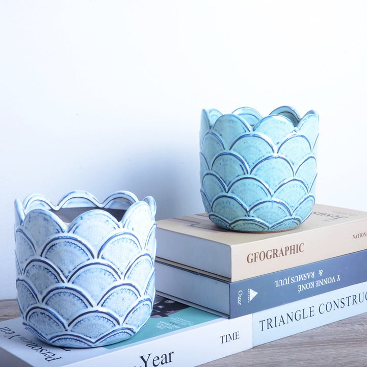 Decorative ceramic pot with sculptural design Kalsten