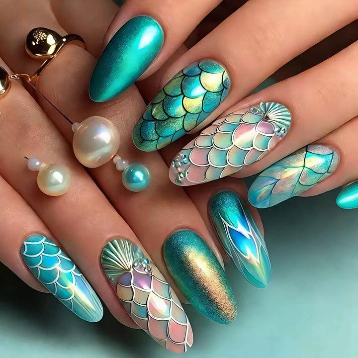 Artificial nails with scale pattern Kalsten
