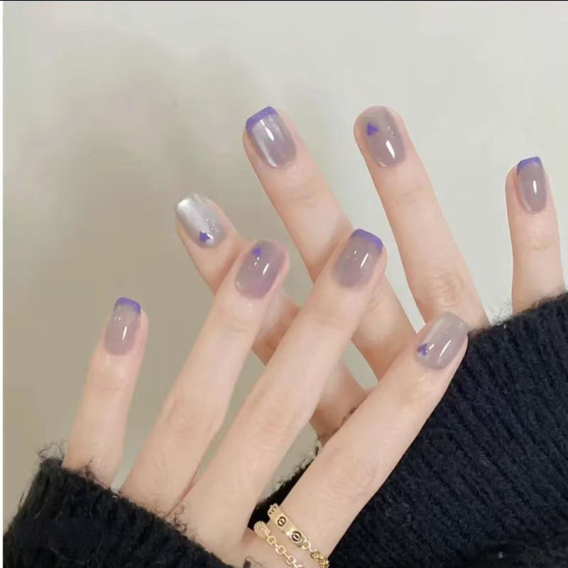 Creative artificial nails with elegant accents Kalsten