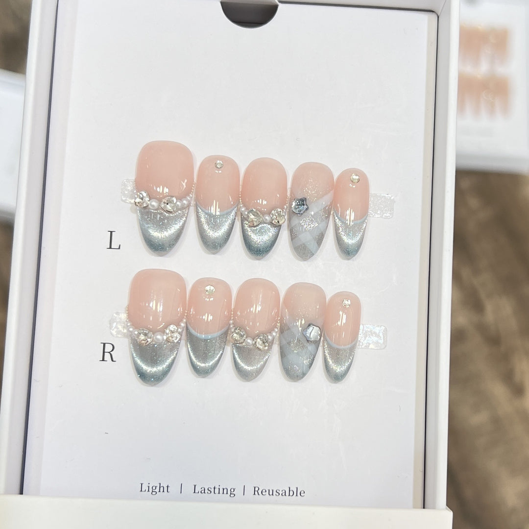 Elegant Reusable French Tip Press-On Nail Set Kalsten