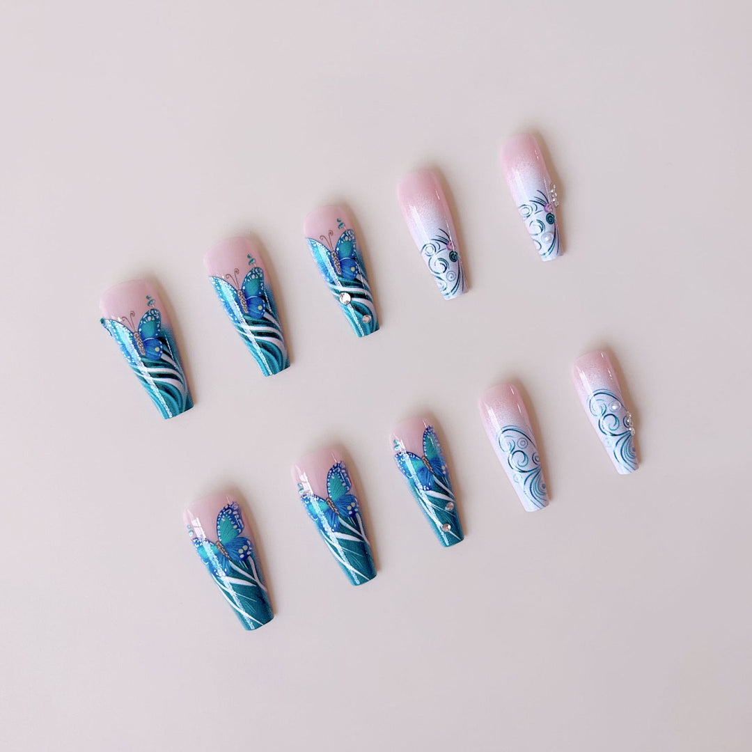 Nail art set with filigree butterfly embellishments Kalsten