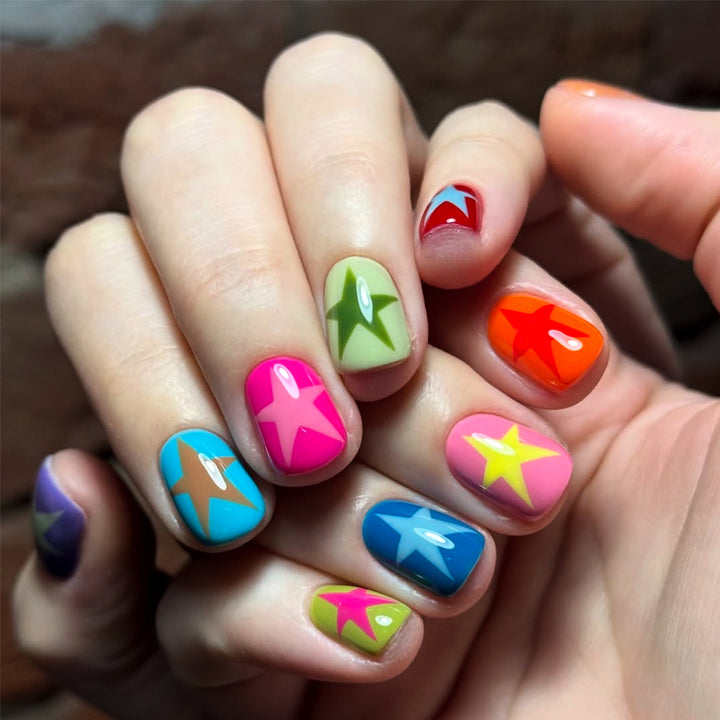 Artificial Nails with Modern Star Design Kalsten