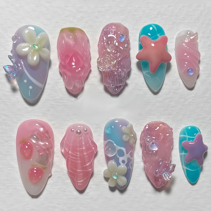 Artistic Sea-Themed Press-On Nail Art Kalsten