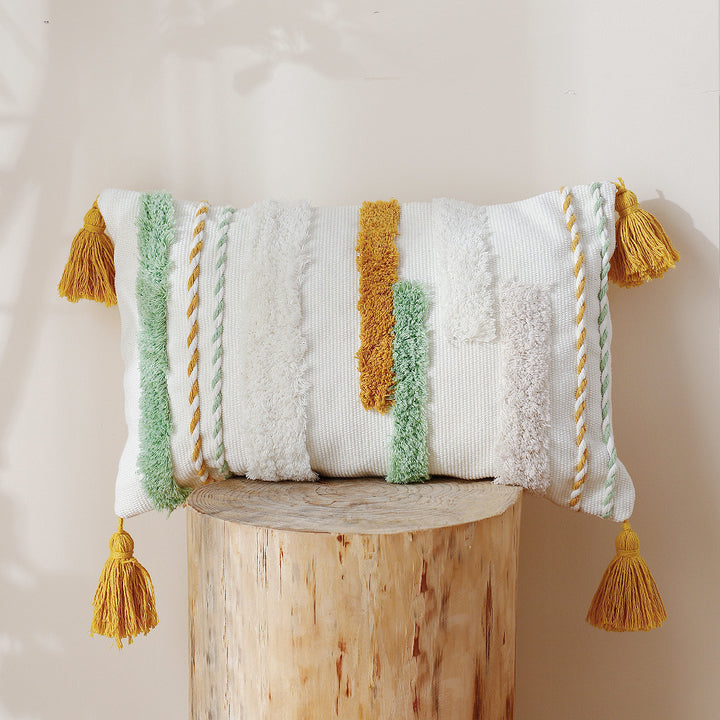 Decorative cotton cushion with hand-tufted relief and decorative tassels Kalsten