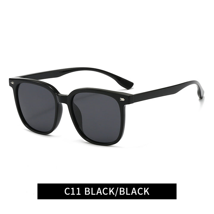 Ladies fashionable sunglasses in modern rectangular design Kalsten