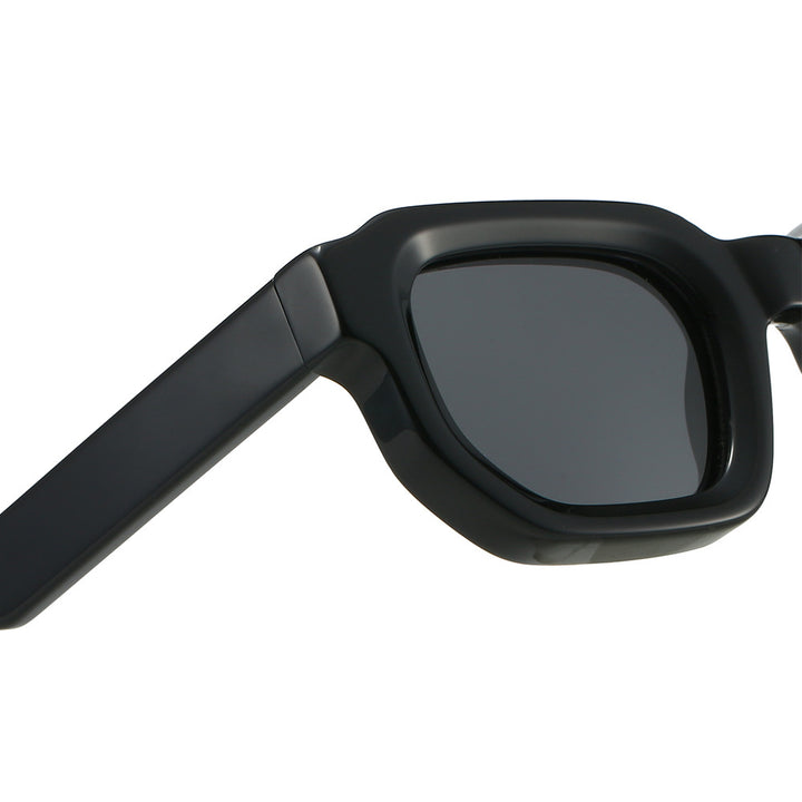 Women's modern sunglasses with square frame and UV protection Kalsten