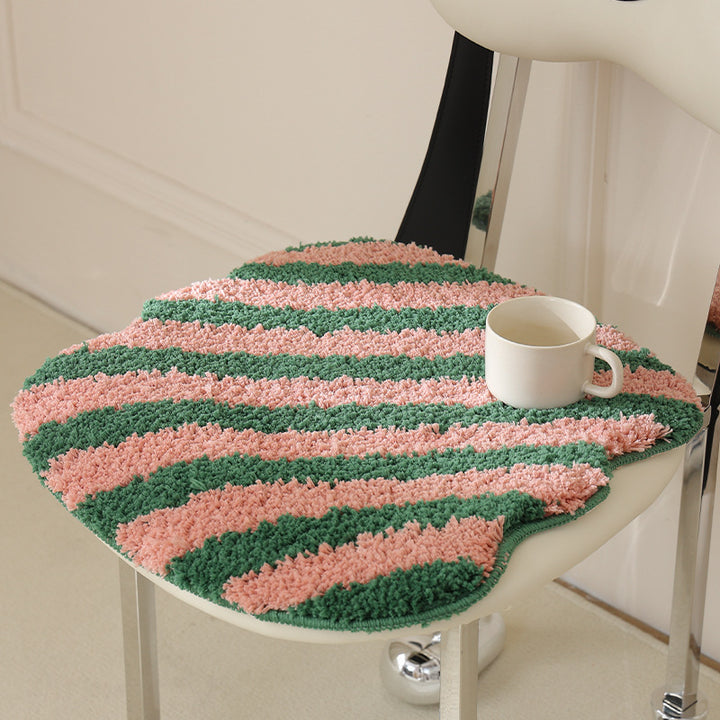 High-pile bath mat rug with diagonal stripe structure and organic shape Kalsten