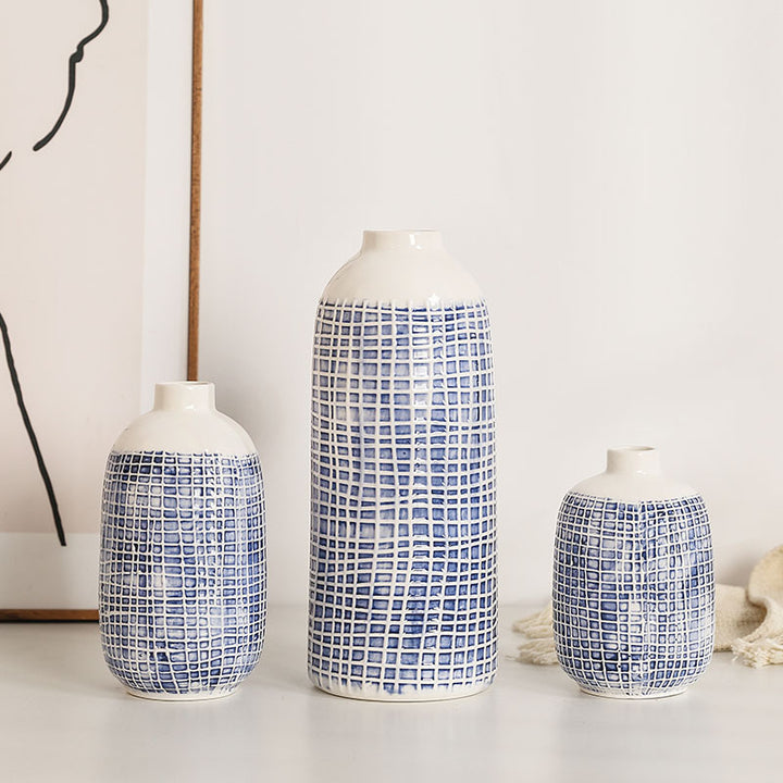 Stylish ceramic vase Kalsten