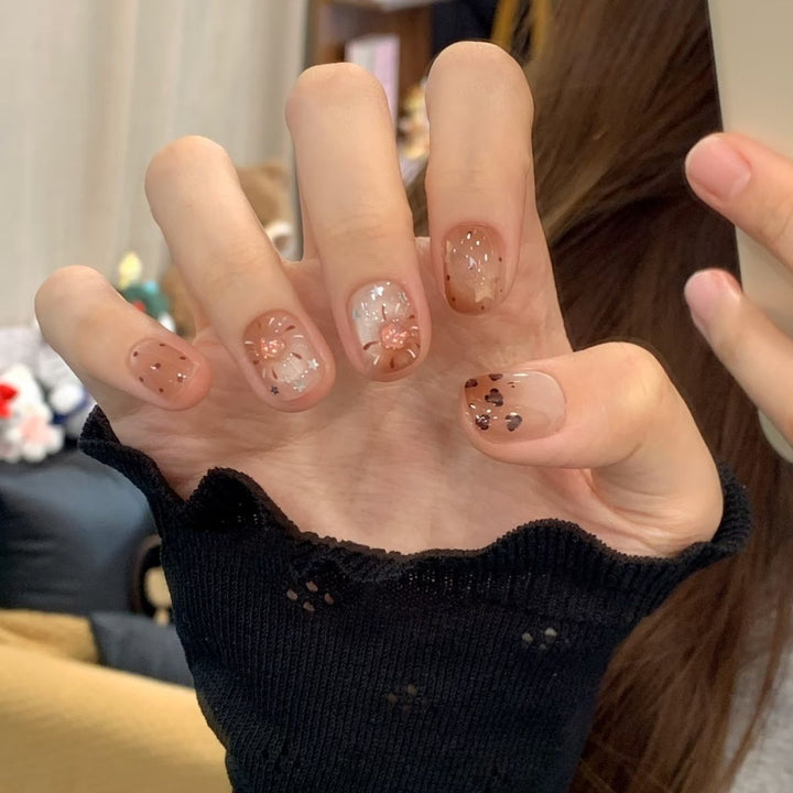 Artistic Ocean-Inspired Press-On Nail Design Kalsten