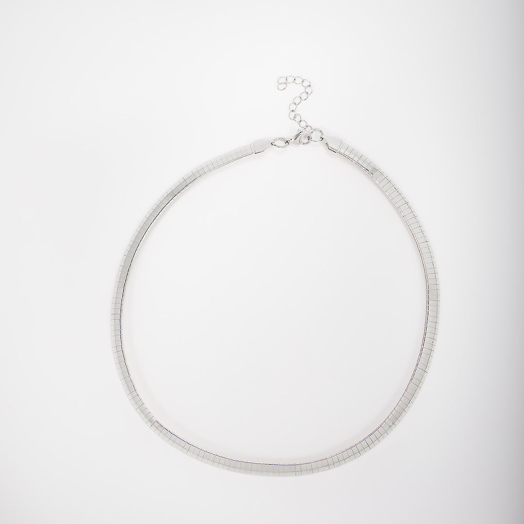 Elegant Statement Wire Choker Kalsten