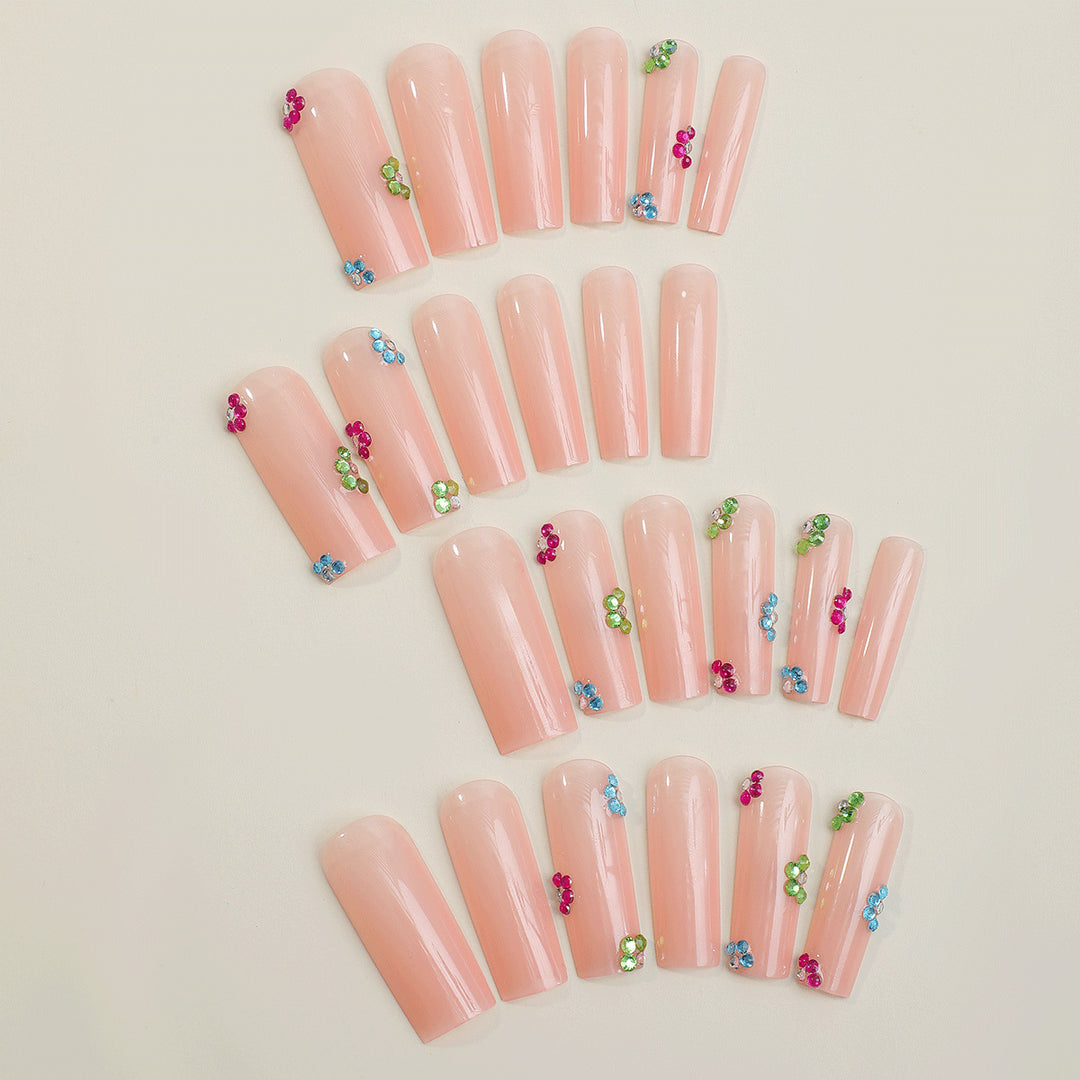 Artificial nail set with rhinestone accents Kalsten