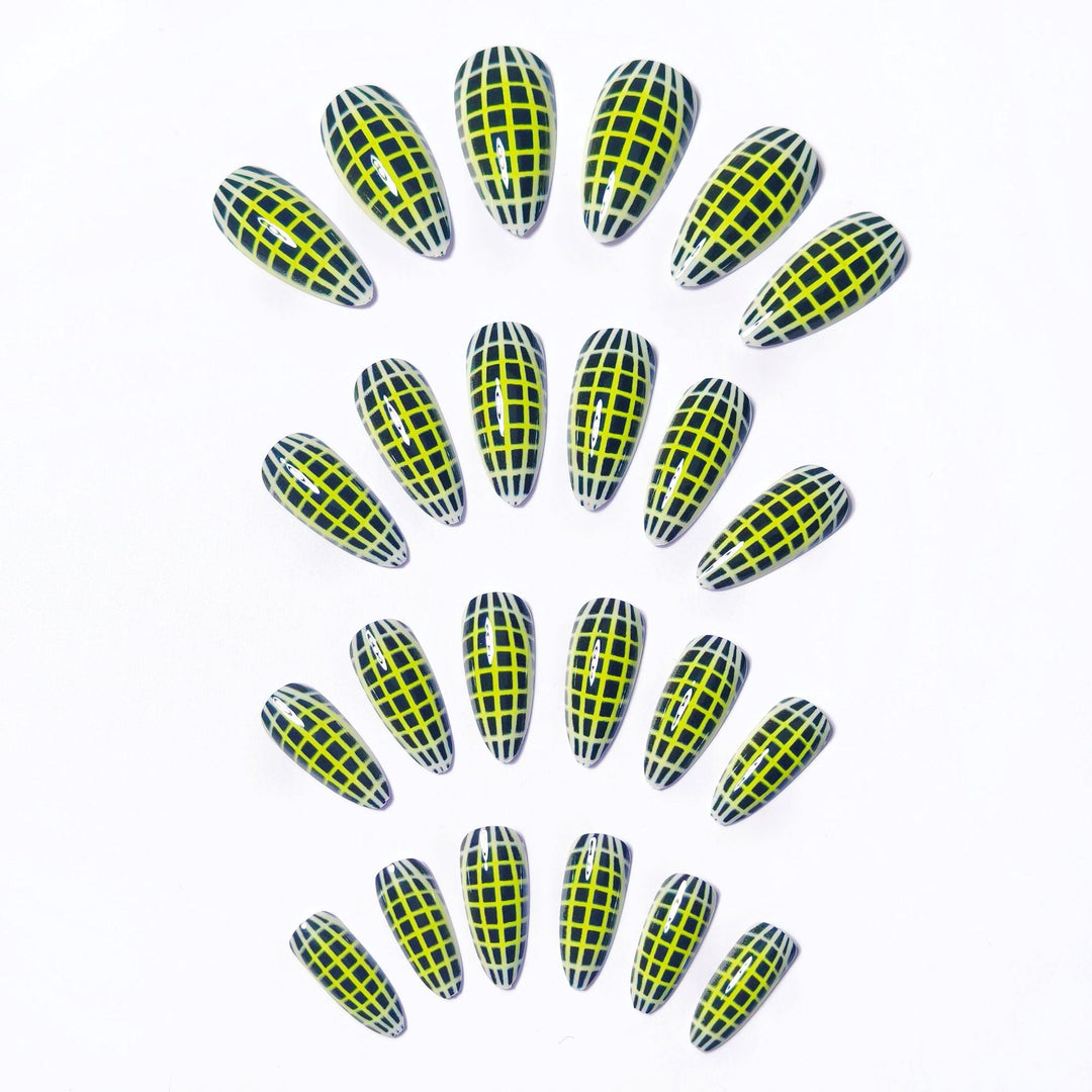 Creative Art Nails with Modern Net Design Kalsten