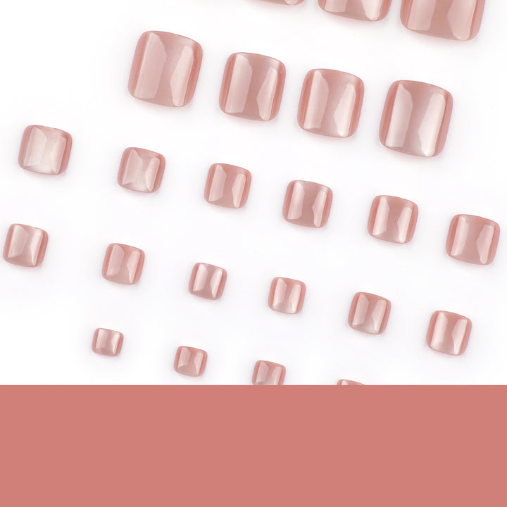 Artful toenail art with elegant mother-of-pearl finish Kalsten