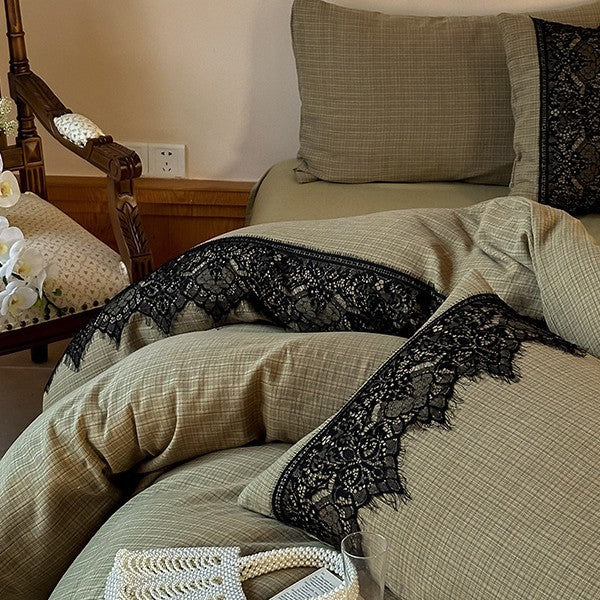 Luxurious cotton bedding set with lace trim