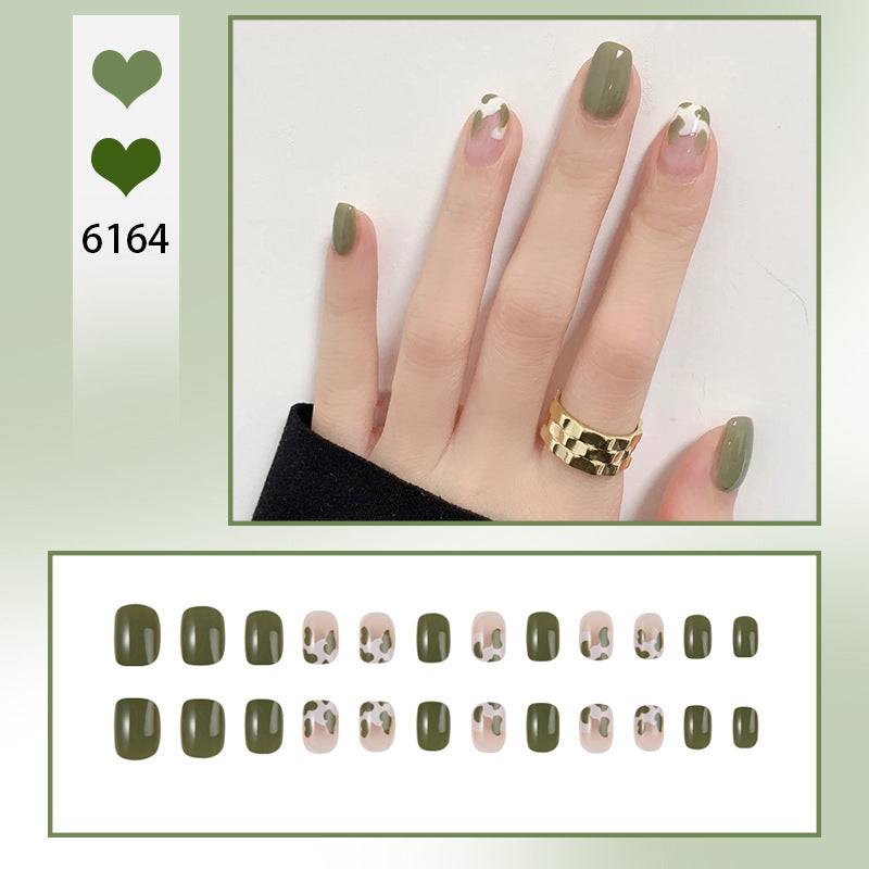 Elegant Artistic Press-On Nail Set