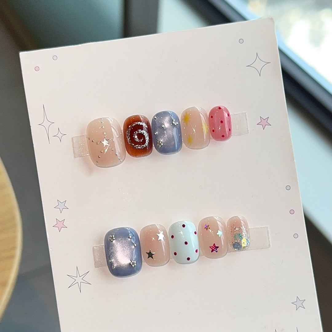 Creative artificial nails with sparkling star patterns Kalsten