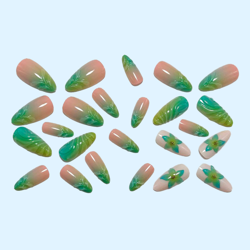 Artificials nails with elegant flower design and gradient color Kalsten
