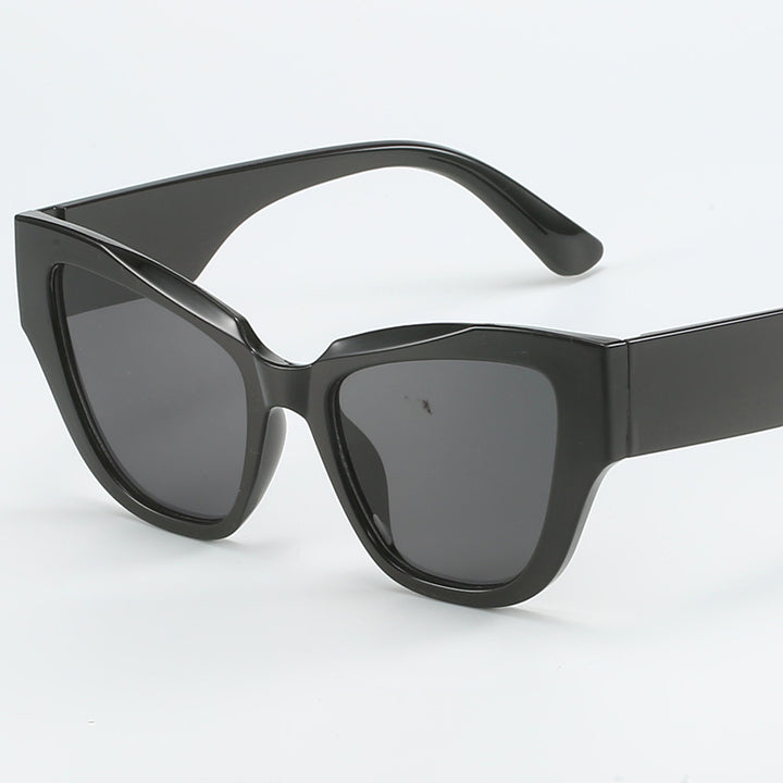 Women's Cat Eye Sunglasses with extravagant Leopard Print Kalsten
