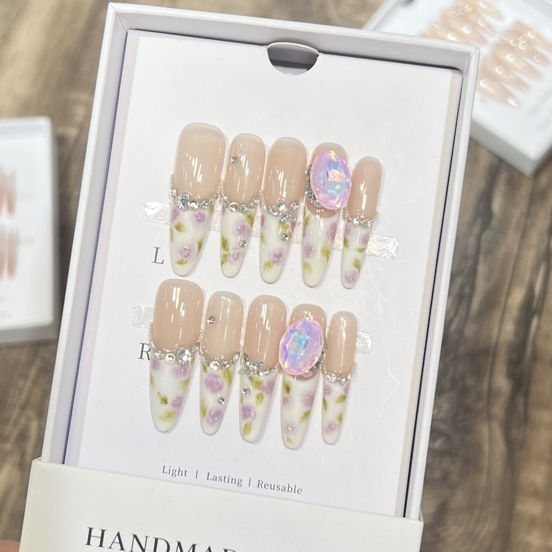 Decorative Floral Stiletto Press-On Nail Set Kalsten