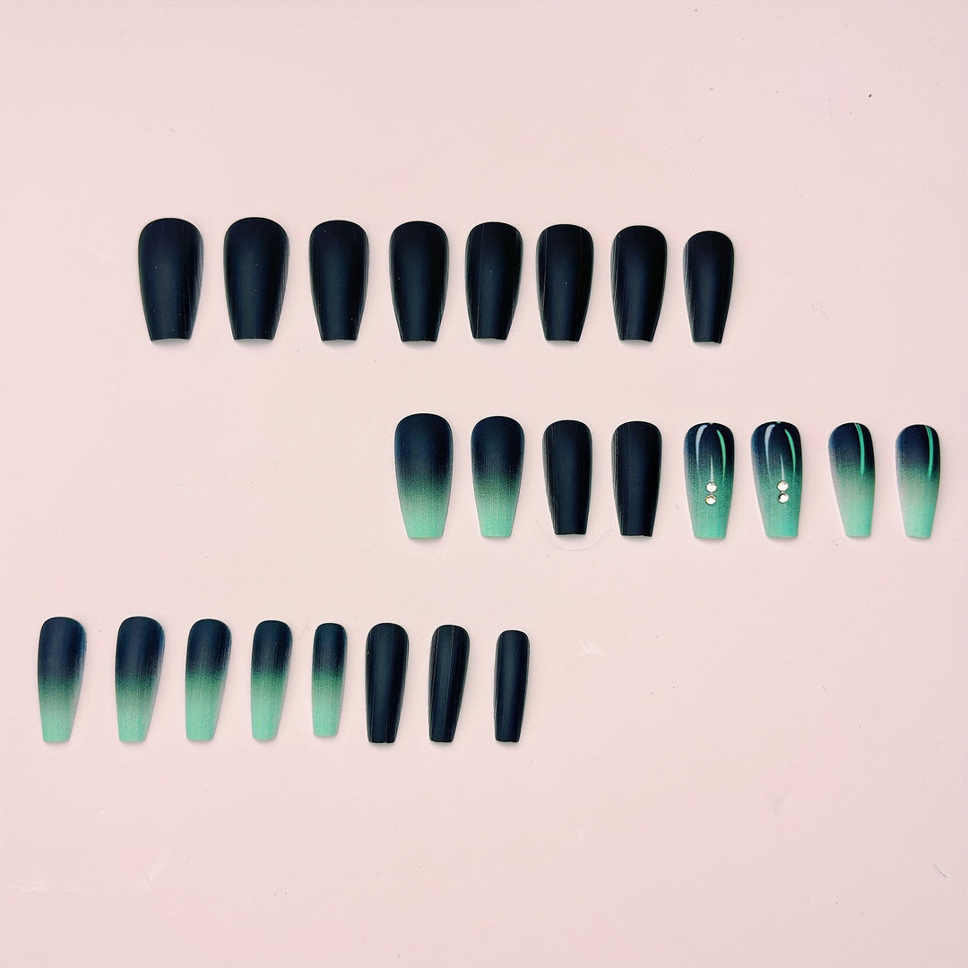 Trendy Artificial Nails with Matte Chic Finish Kalsten