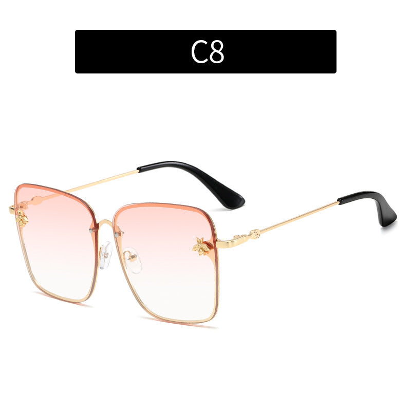 Elegant Oversized Square Frame Sunglasses