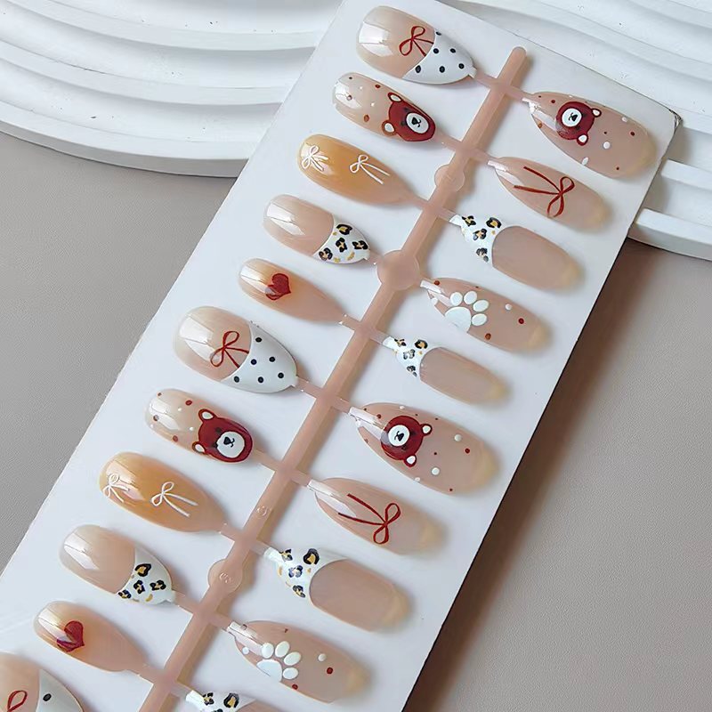 Artificial nails with animal and flower motifs Kalsten