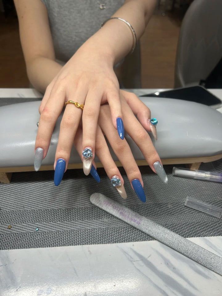 Artistic Heart Pattern Nail Art Extensions Kalsten