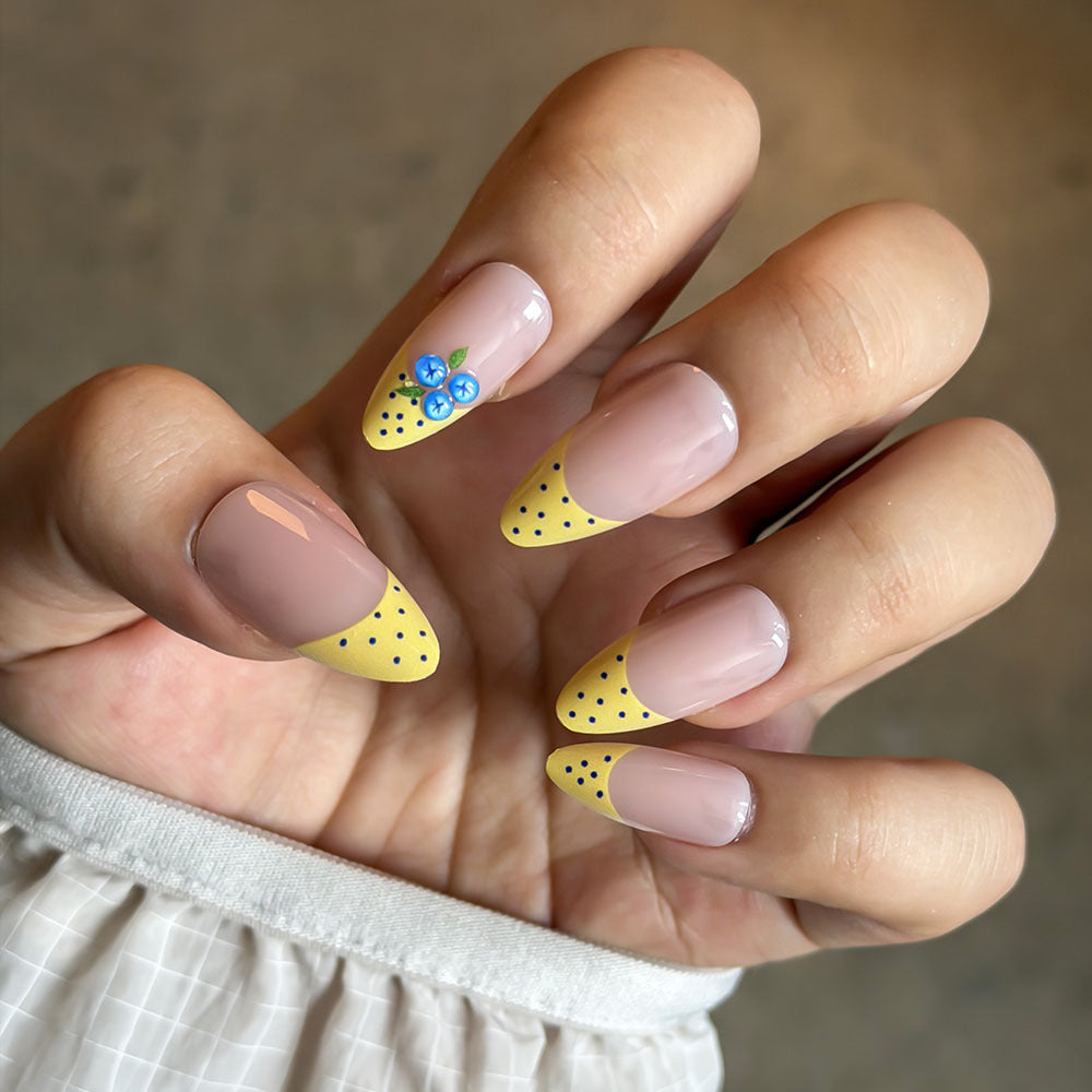 Decorative Press-On Nail Art Set Kalsten
