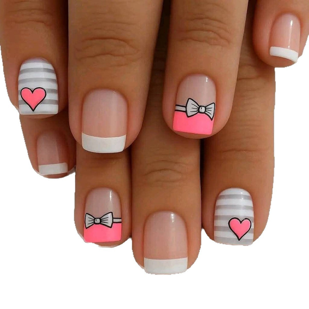 Artificial nails with playful heart and bow pattern Kalsten