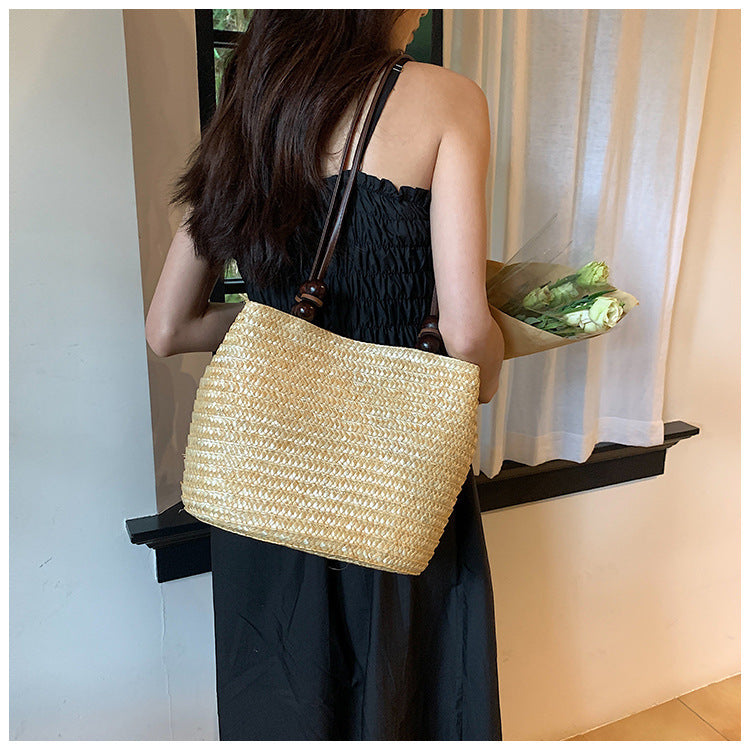 Sustainable Shoulder Bag Made of Natural Macrame Kalsten