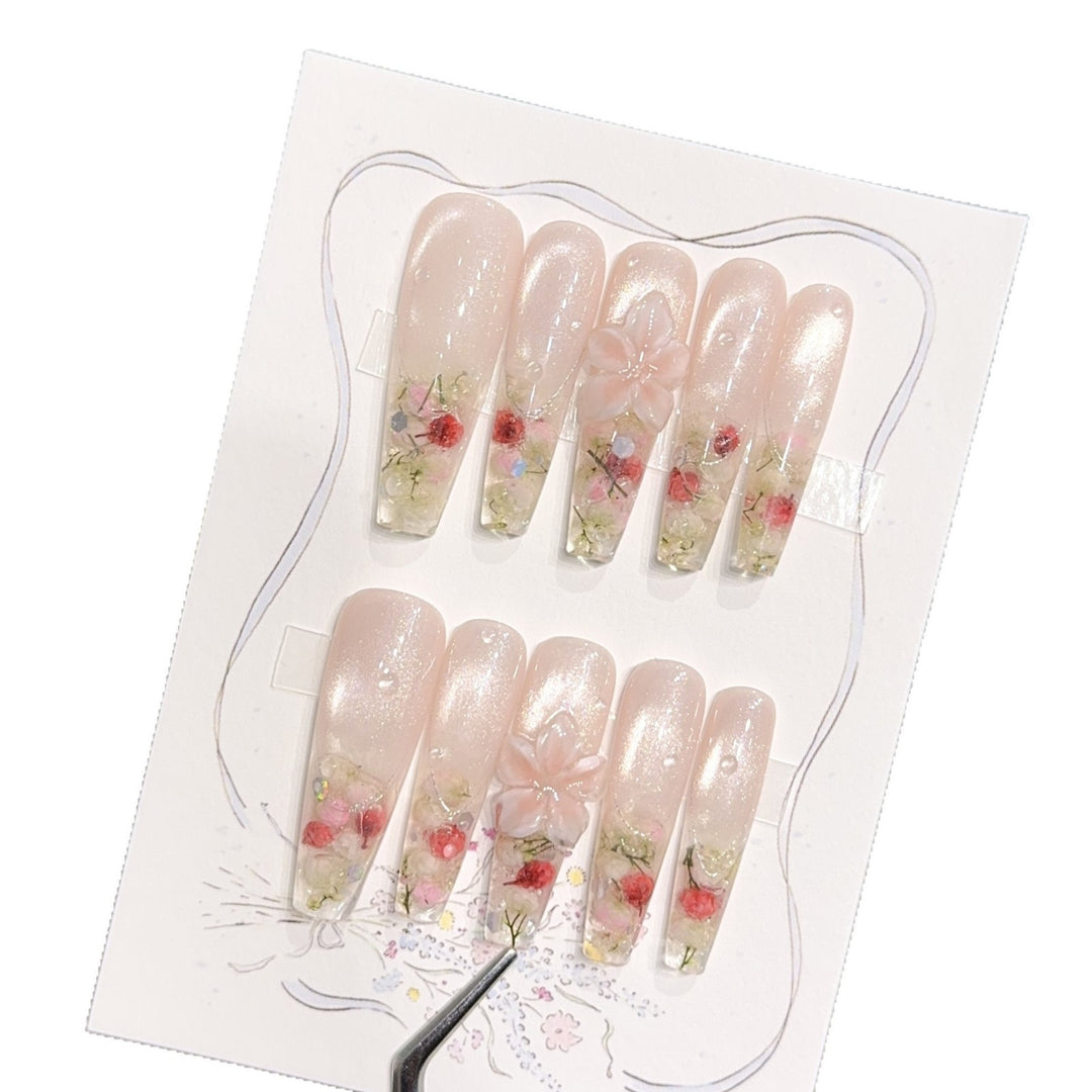 Artificial nail tips with floral details Kalsten
