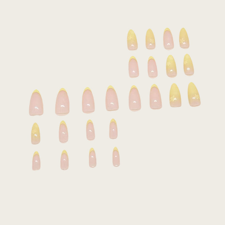Elegant artificial nails with floral accents Kalsten