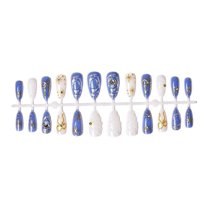 Acrylic nail set with glamorous golden accents Kalsten
