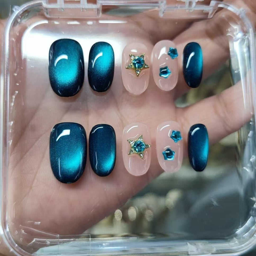 Artistic Heart Pattern Nail Art Extensions Kalsten