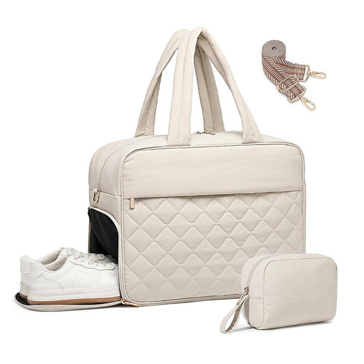 Multifunctional sports and travel bag with separate shoe and cosmetic pouch Kalsten