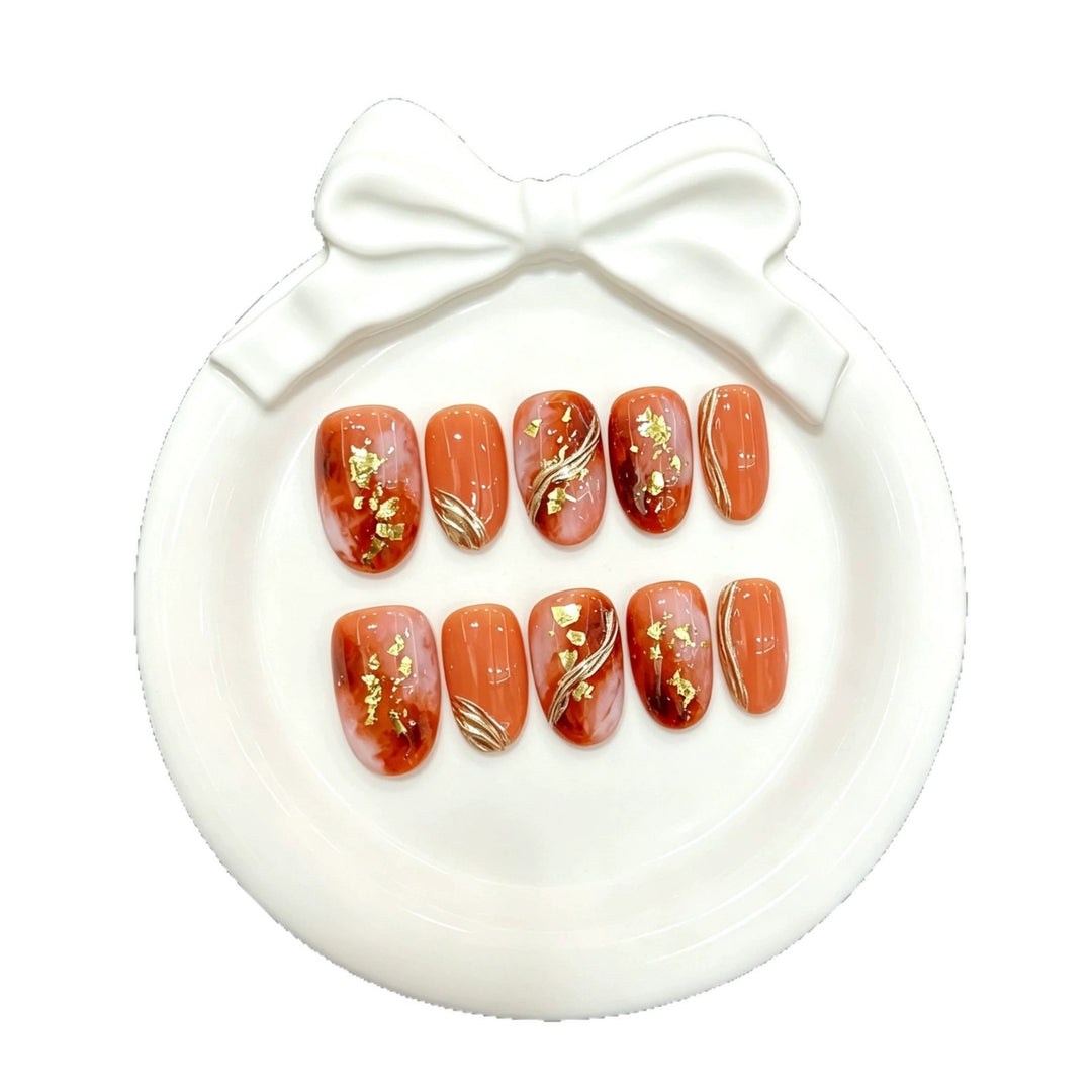 Artistic Press-On Nail Art Set with Elegant Leaf Accents