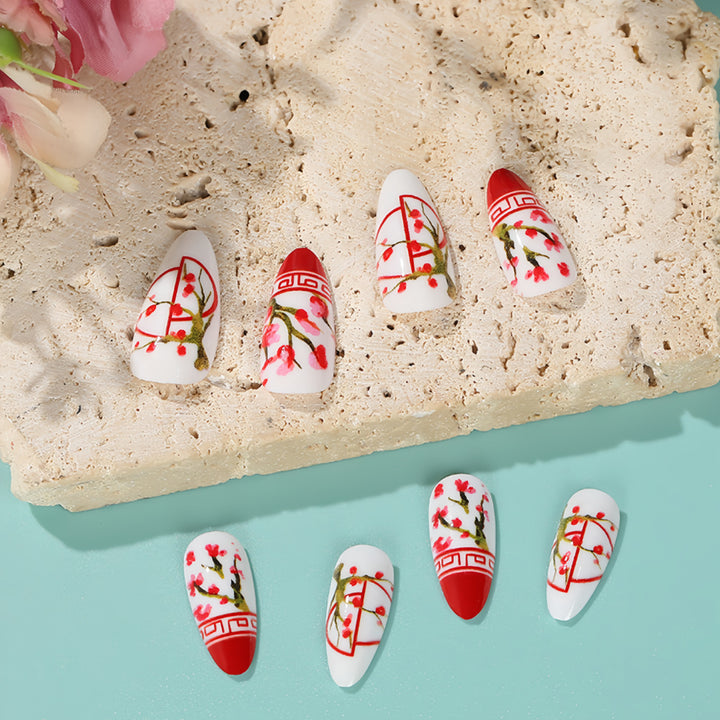 Artificial nails with floral accents Kalsten